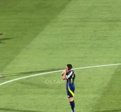 1723966619383070013.gif 3.gif